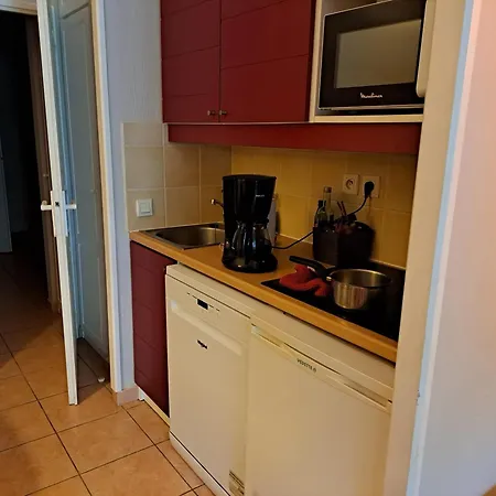 Cosy à Monflanquin, 31 M² Avec Piscine * Monflanquin