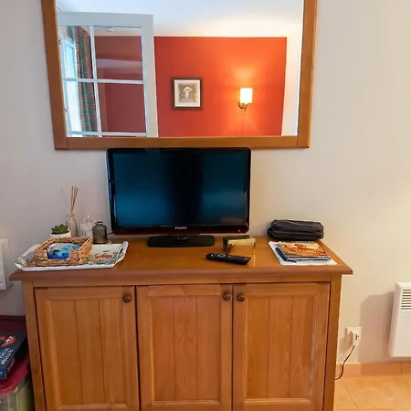 Appartement Cosy à Monflanquin, 31 M² Avec Piscine *