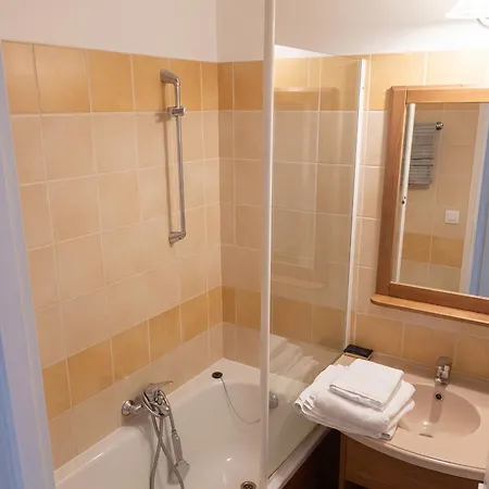 Cosy à Monflanquin, 31 M² Avec Piscine Monflanquin